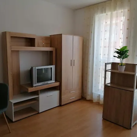 Sunny Day 6 Apartment *